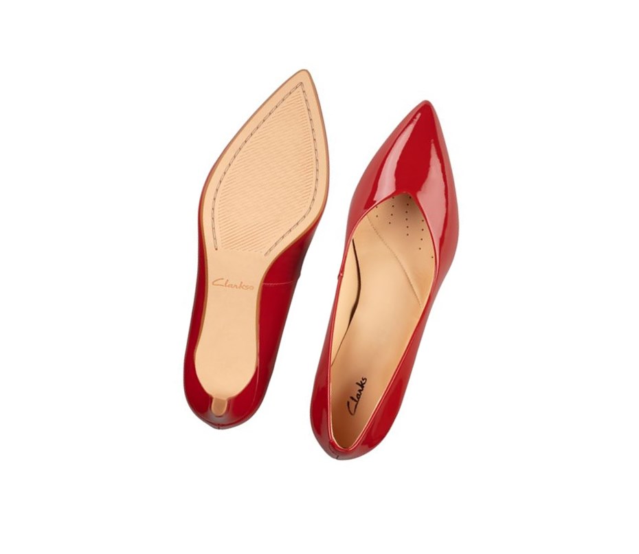 Chaussures Cuir Clarks Laina 55 Court Daim Larges Fit Femme Rouge | FMZV65273