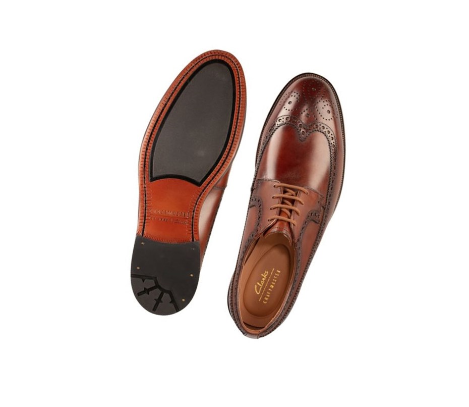 Chaussures Cuir Clarks Oliver Wing Cuir Larges Fit Homme Marron Foncé | ZEGF89520