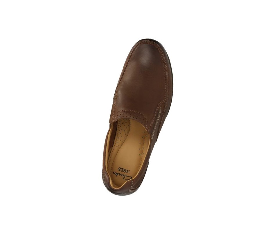 Chaussures Slip On Clarks Recline Free Cuir Larges Fit Homme Marron | AMGH38540